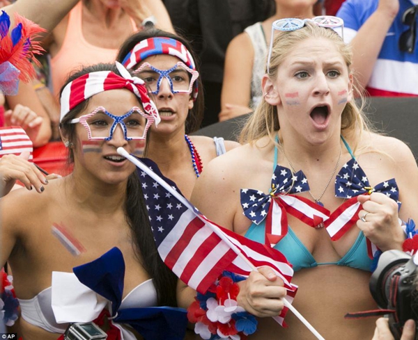 brazil-crazy-football-fans-635840157305143060-11520.jpg