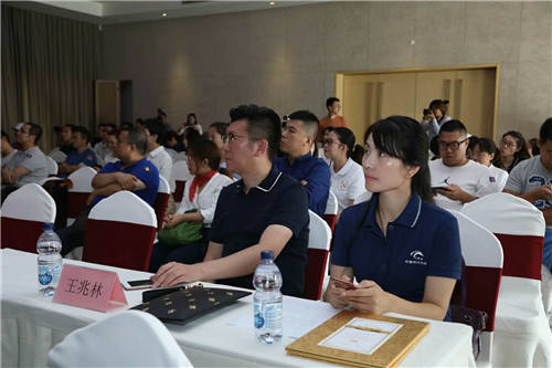 C:\Users\Administrator\Desktop\图\1.jpg