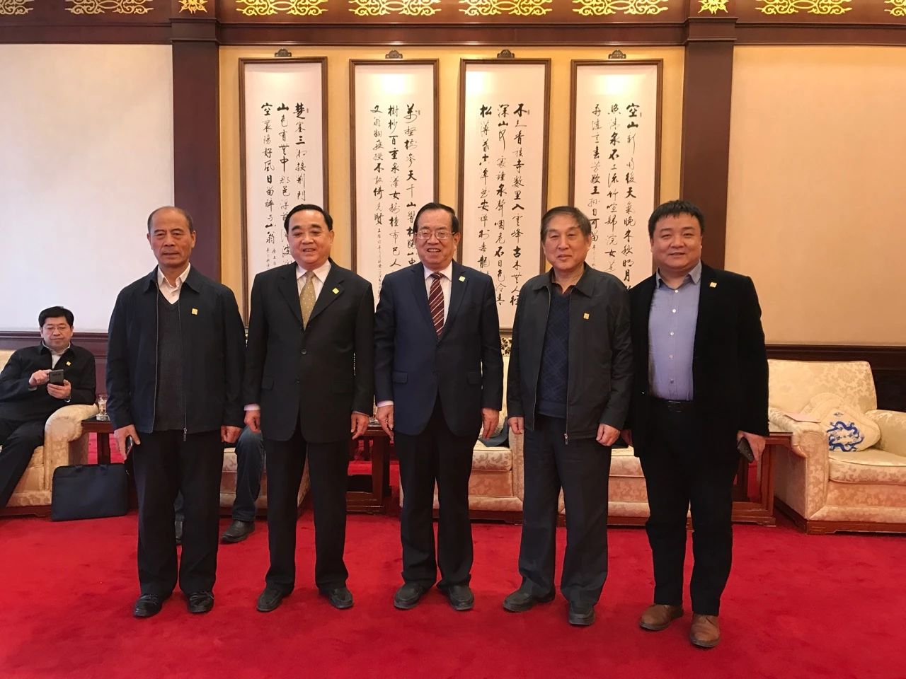微信图片_20190201202037.jpg
