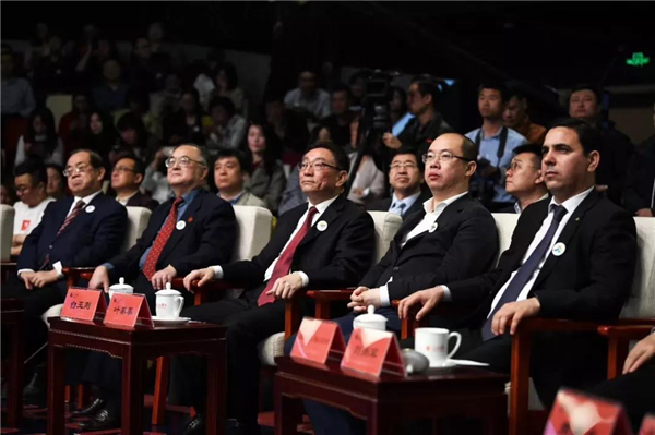 微信图片_20190418104424.jpg
